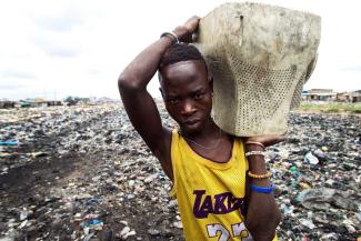 Für viele Menschen ist die Mülldeponie Agbogbloshie in Ghana Lebensgrundlage.