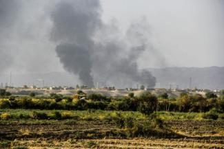 Brennende Ölfelder in der Nähe von Kirkuk, Irak, im Mai 2016.