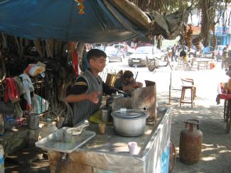 Informal employment remains the norm: fast-food vendor in Delhi.