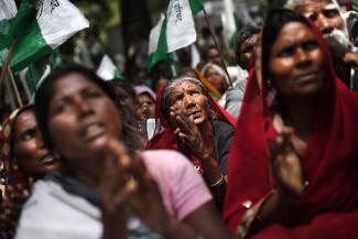 Rural Indian women demand land rights.