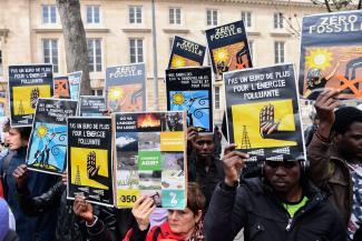 Demonstration gegen die Finanzierung fossiler Energien in Frankreich 2019.