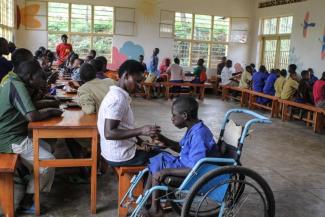 Ein selbstständiges Leben ist für Menschen mit Behinderung in Ruanda nicht leicht.