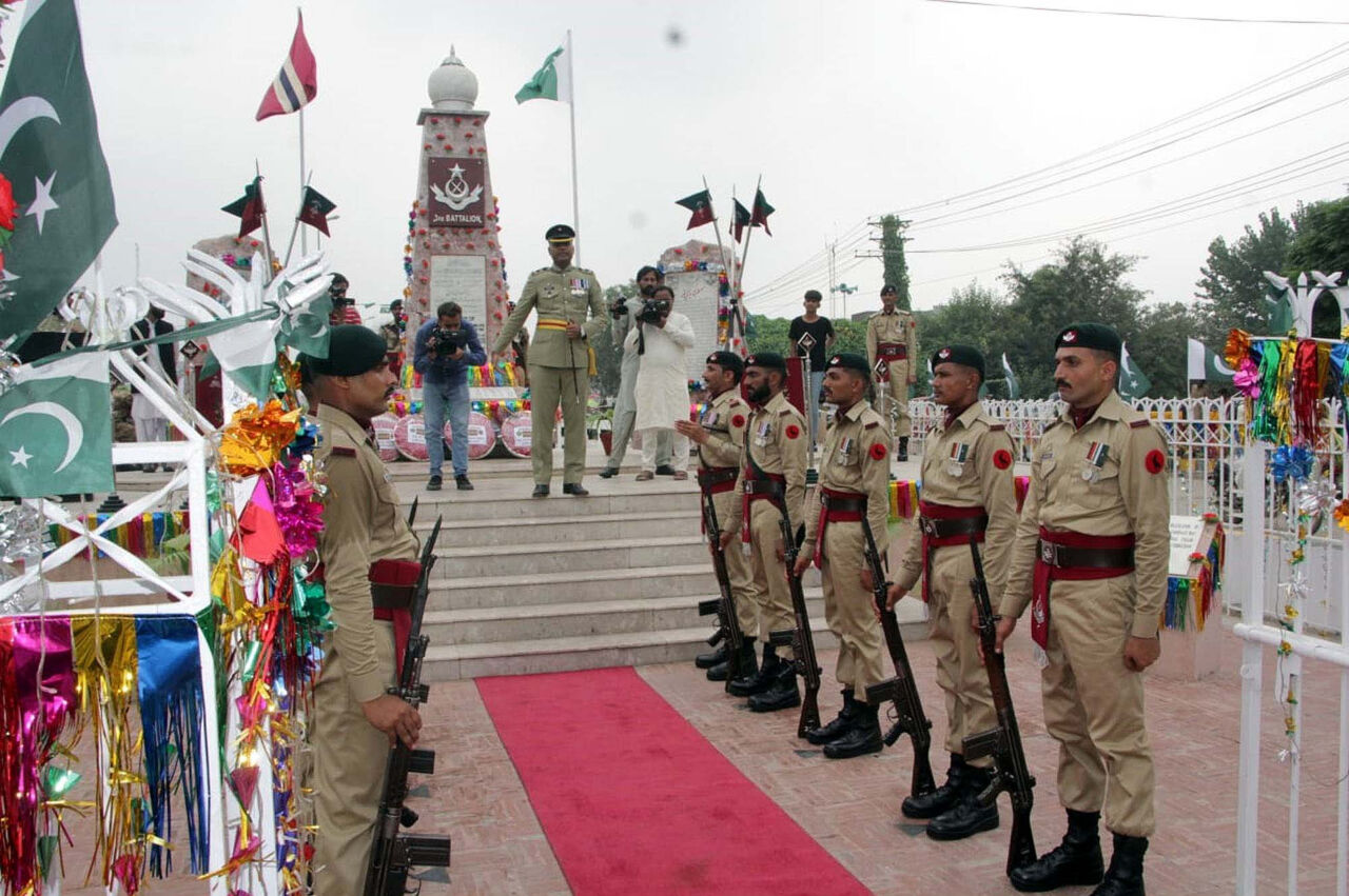 Militärzeremonie in Lahore am „Defence Day“ im September 2024. 
