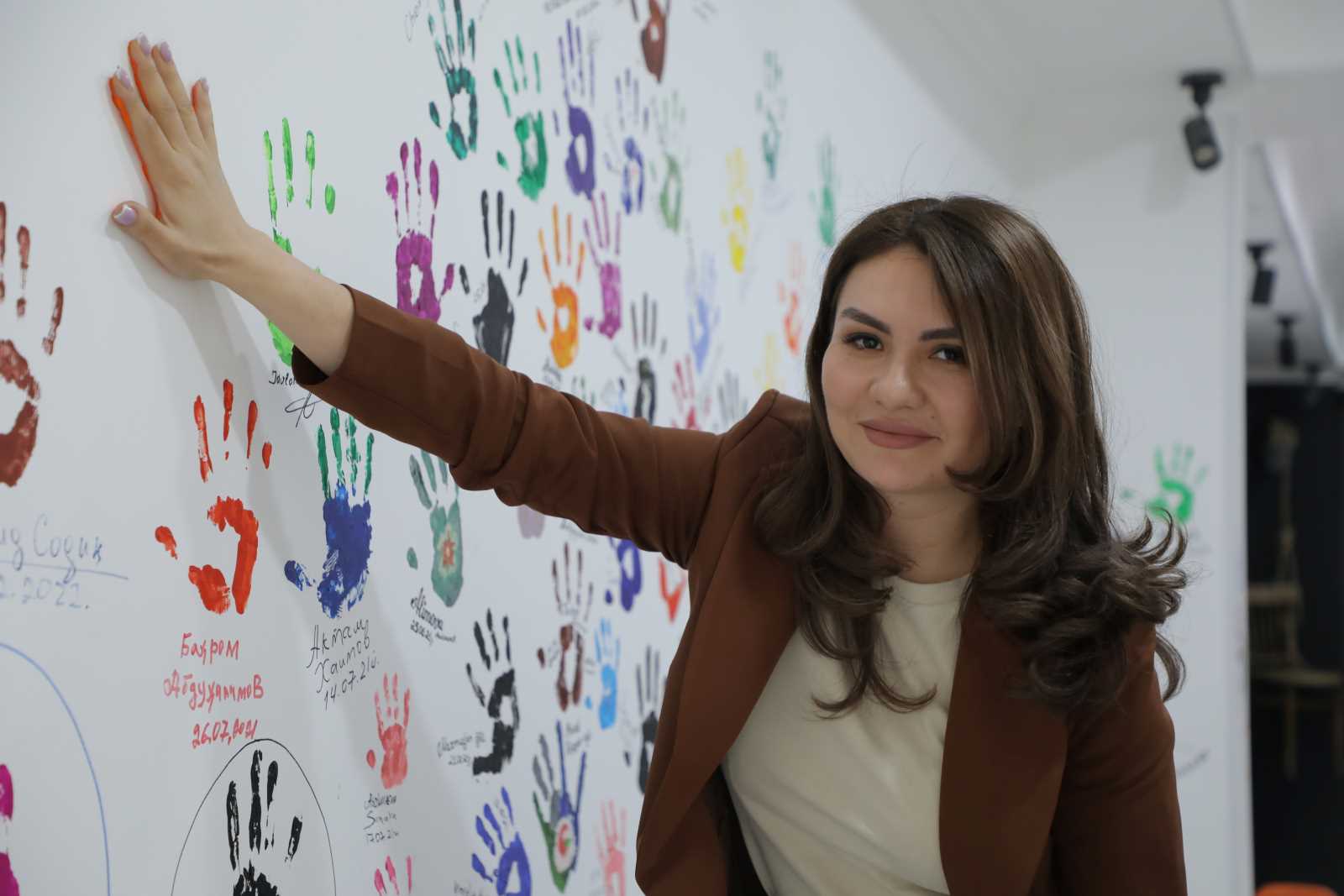 Kamola Alieva, Juristin und Frauenrechtsaktivistin.