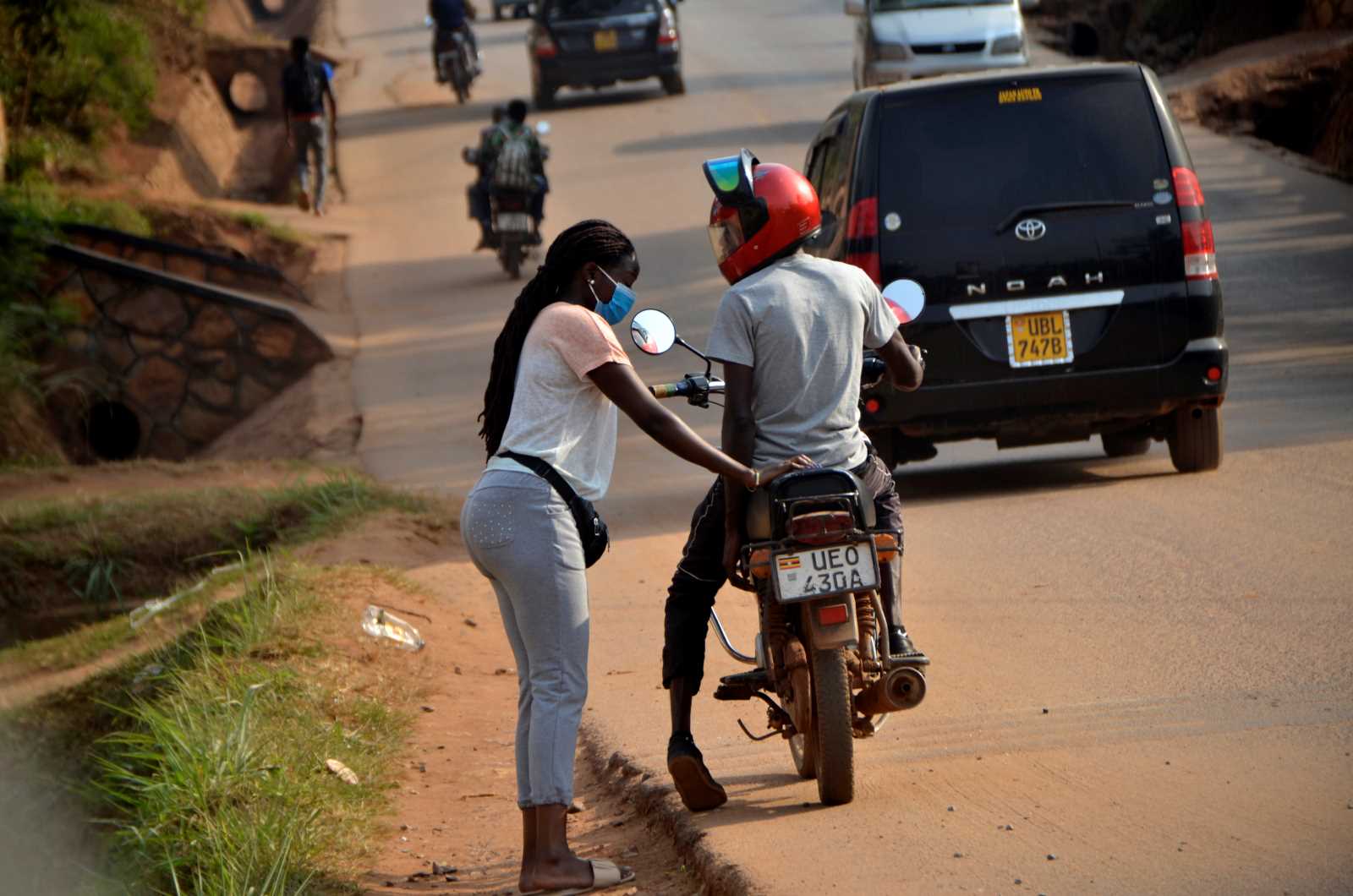 Immer weniger Menschen können sich eine Fahrt mit einem kommerziellen Motorrad leisten.