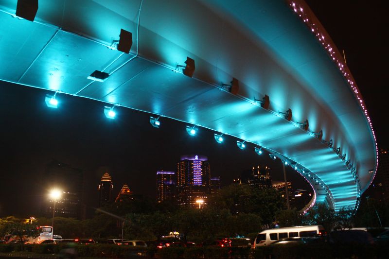 Neue Überführungsstraße in Jakarta.