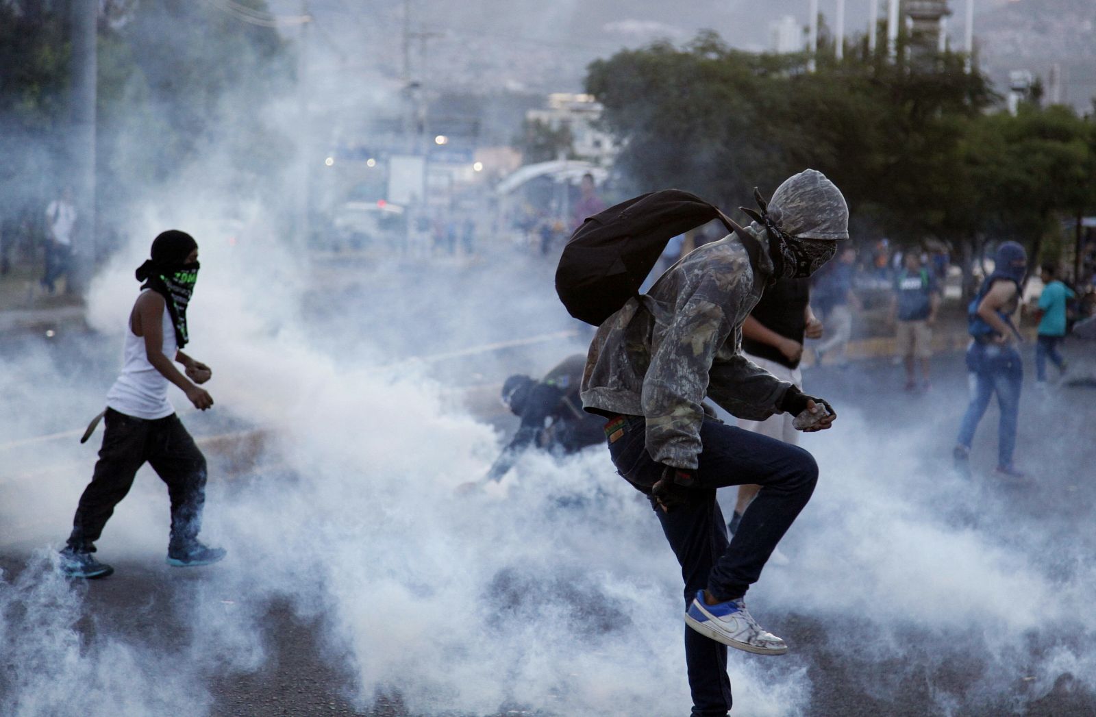Studentenprotest in Honduras gegen die Erhöhung der Fahrpreise öffentlicher Verkehrsmittel im Juli 2018.