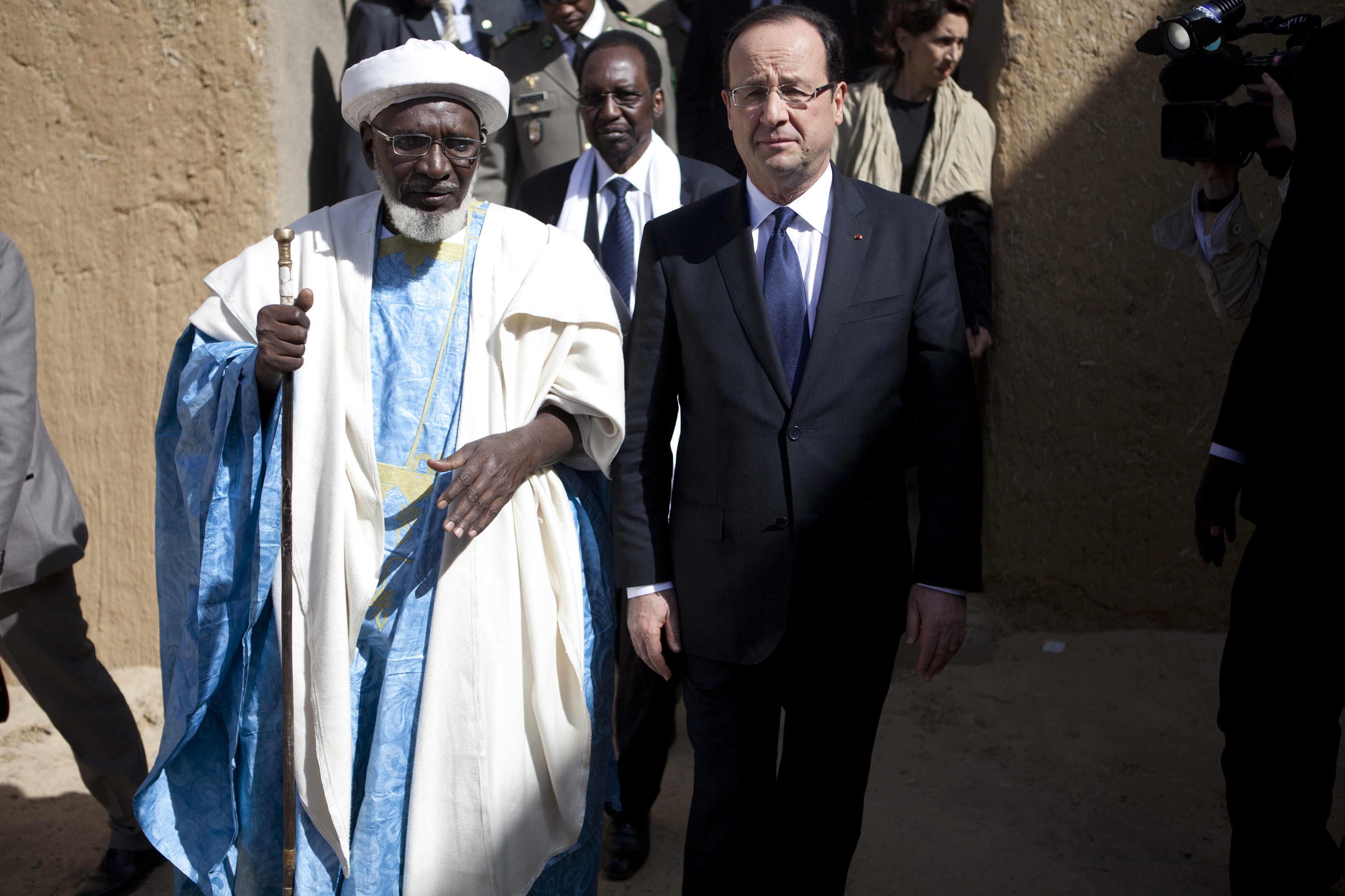picture-alliance/abaca Präsident François Hollande besucht Anfang Februar Timbuktu.