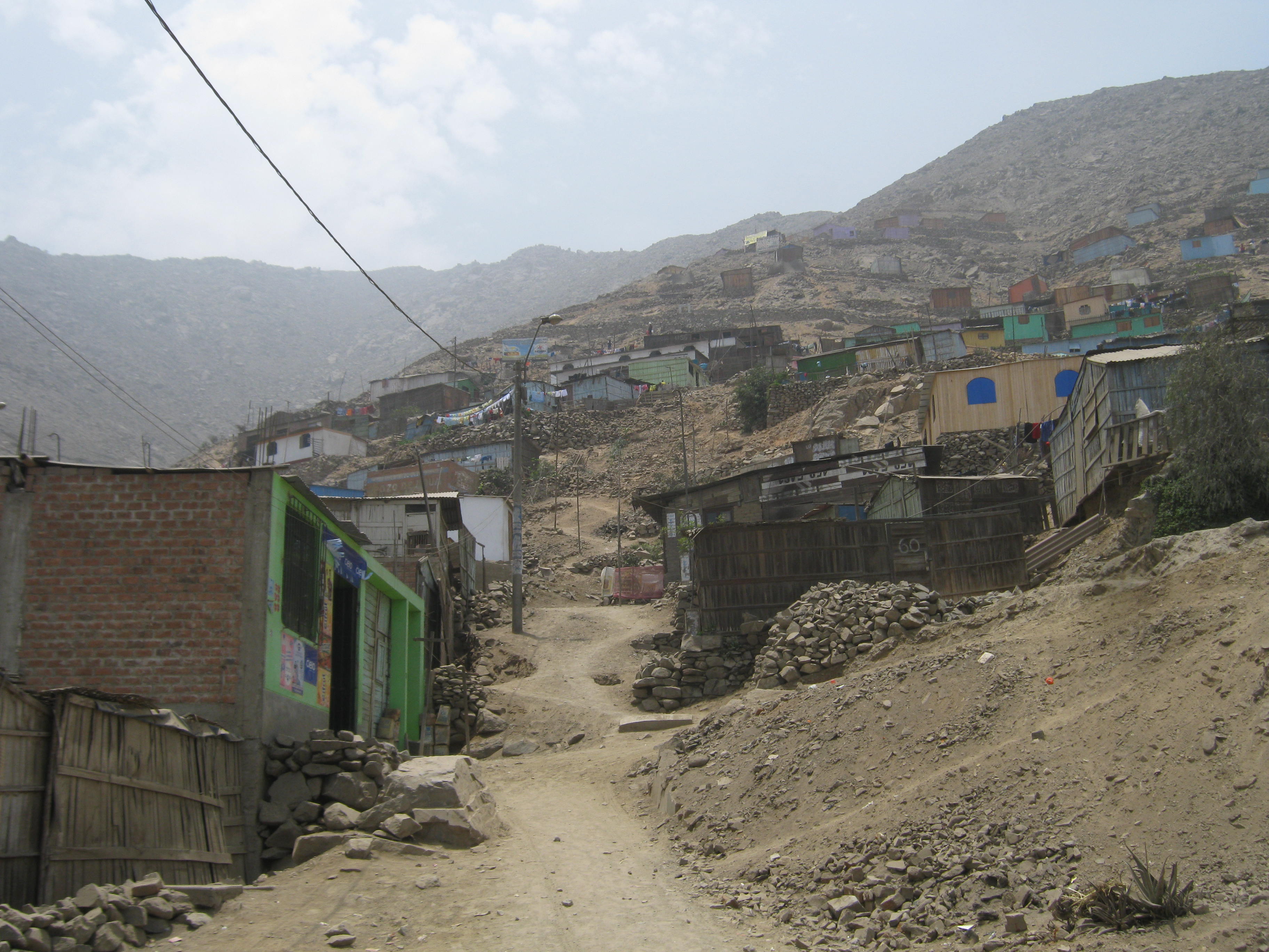 Urban growth is a complex issue: new settlements on the outskirts of Lima, Peru.