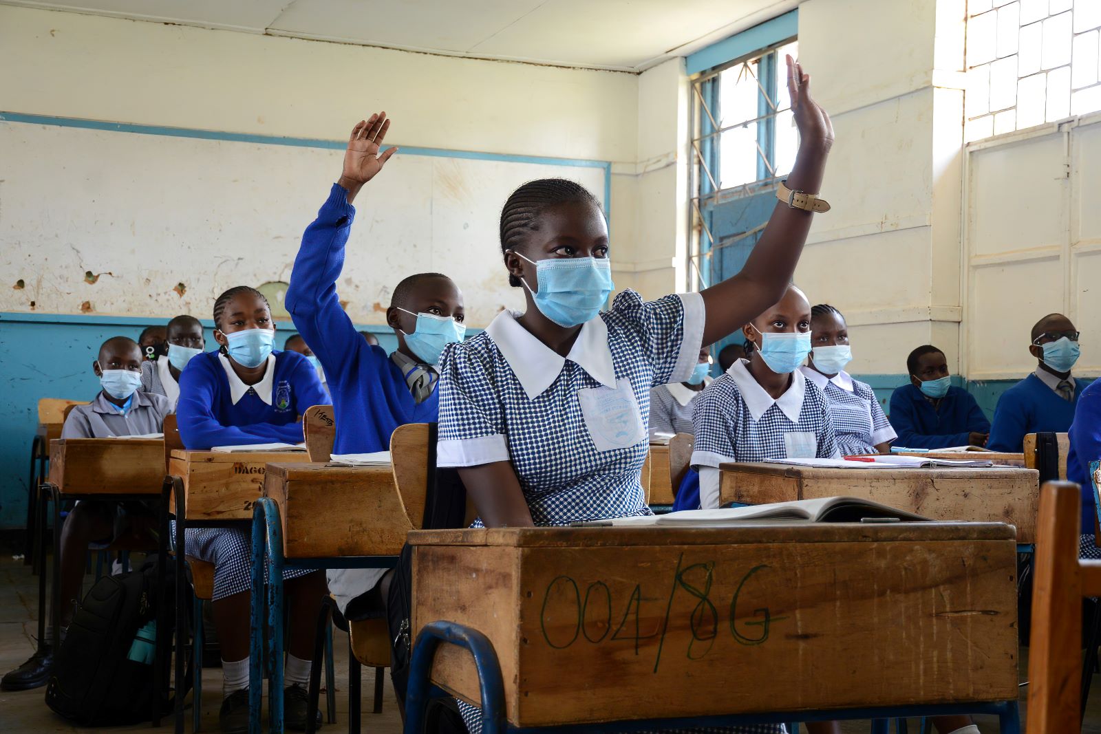 Dennis Sigwe/picture-alliance/ZUMAPRESS.com Young Kenyans go to school, but employment opportunities remain rare.