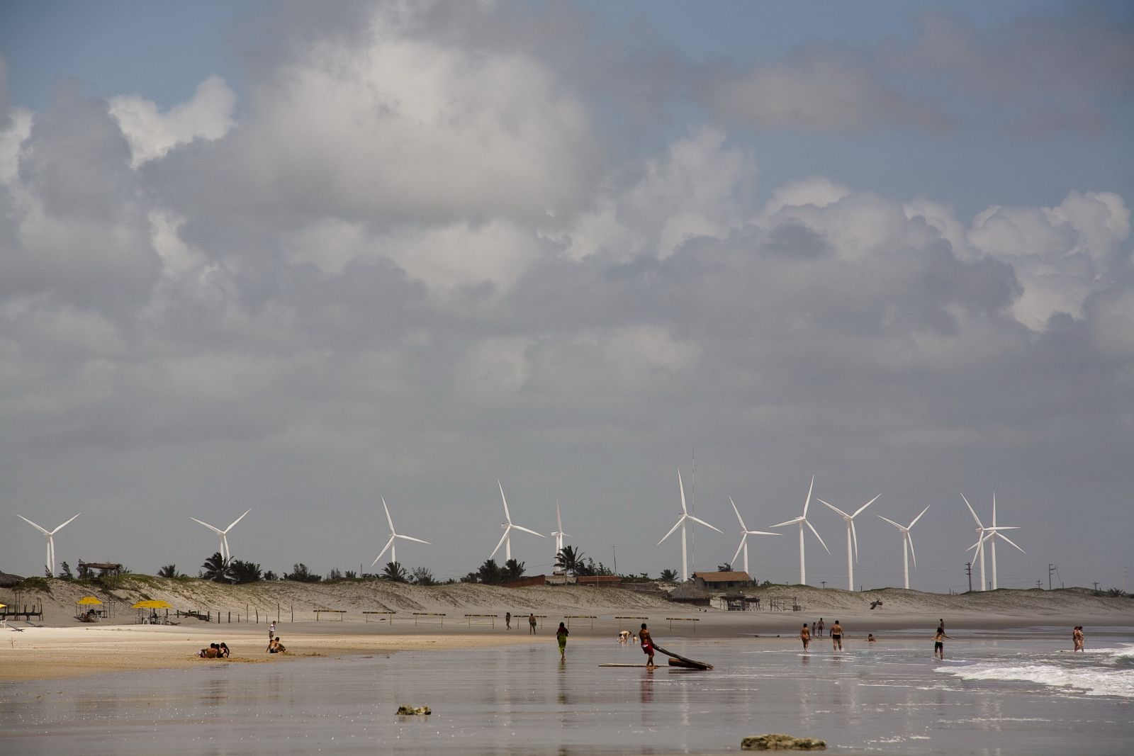 There is growing business investment in renewable energies: wind farm in Ceará in north-eastern Brazil.