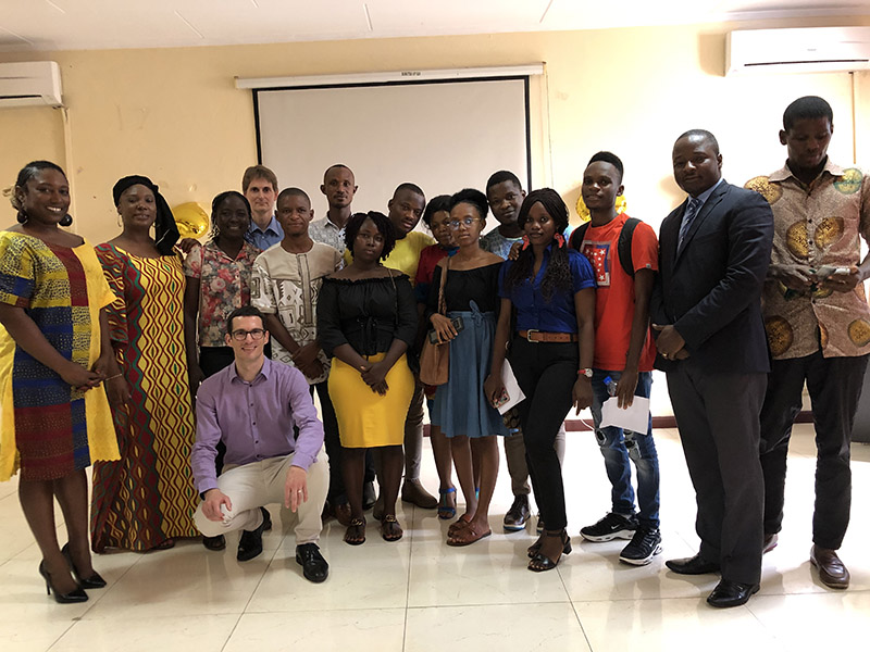 The survey team in Monrovia with our co-authors (SalaMartu Stephanie Duncan left and Michael Konow kneeling in front) plus another supporter from Hamburg, Torsten König.