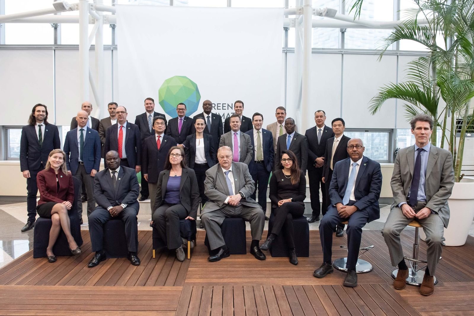 Die 24 Aufsichtsratsmitglieder des Grünen Klimafonds.