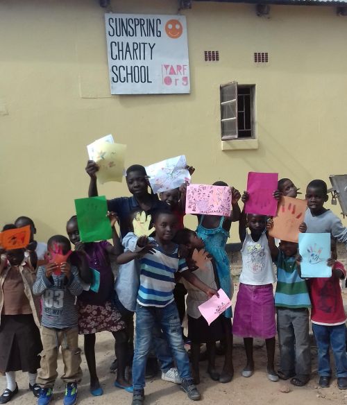 Masanta Sambia hat damit zu kämpfen, seinen Bildungssektor zu entwickeln: Schüler der privaten Sun-Spring Charity School, die Frank Masanta gründete.