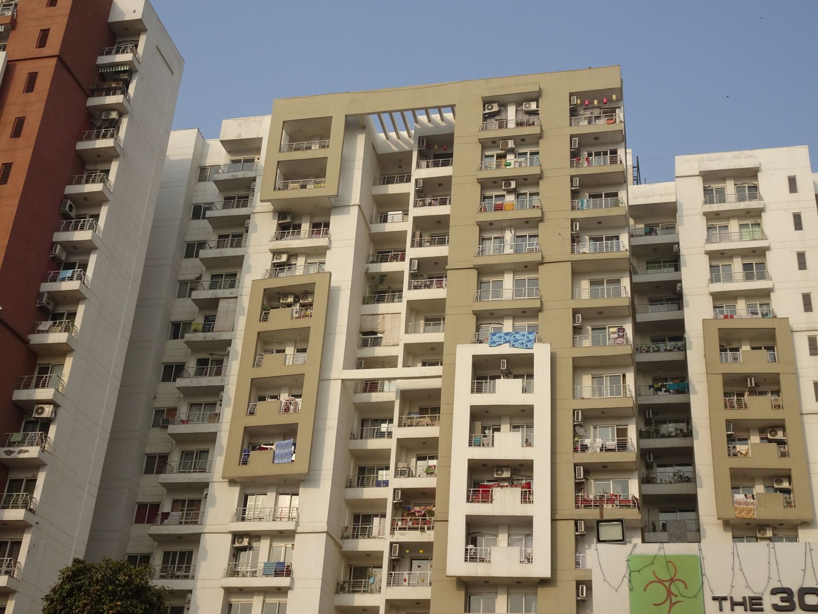 sb Energy efficiency is the “world’s first fuel”: Energy-efficient residential buildings funded by KfW Development Bank in New Delhi.