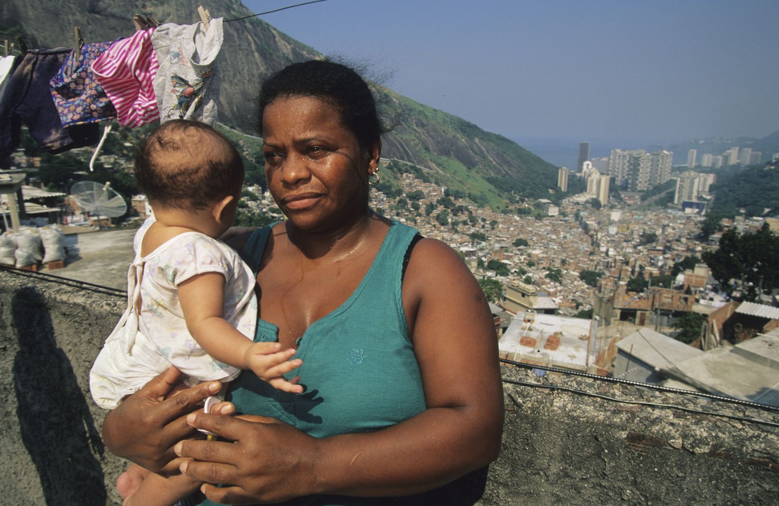 Nigel Dickinson/Lineair Favela life is tough, but two thirds of the residents do not want to move away.