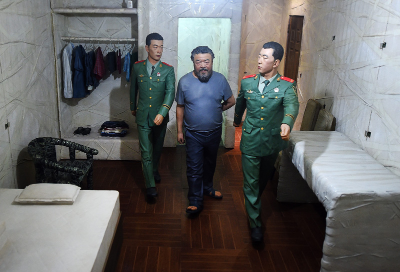 Rain/EPA /picture-alliance An installation by Ai Weiwei that tackles the Chinese artist’s prison experience