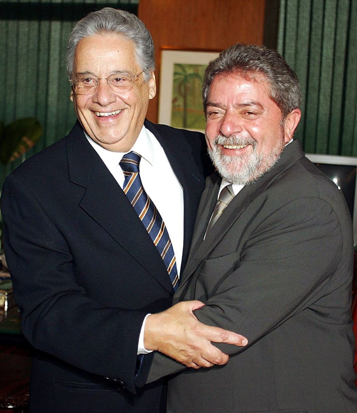 Fernando Henrique Cardoso and Lula da Silva in the fall of 2002.