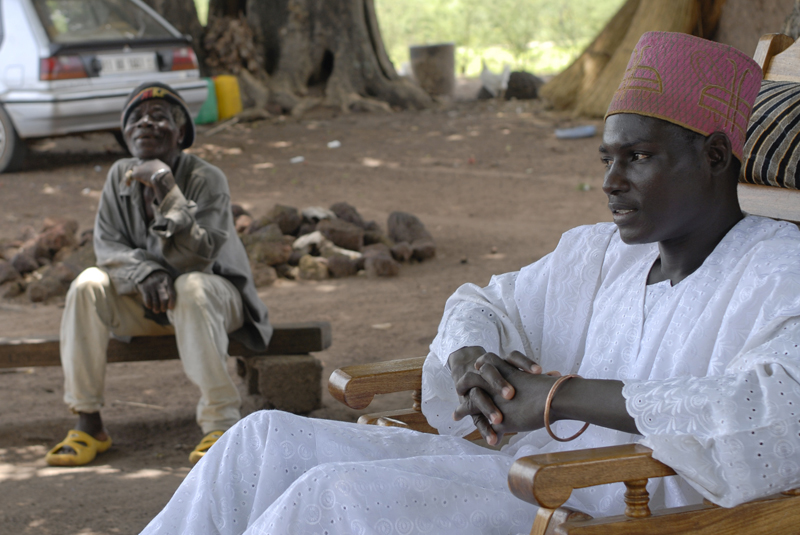 Jörg Böthling/Fotografie Die traditionellen Autoritäten müssen berücksichtigt werden: König Kamou Battou von der Gha-Ethnie, die gut sieben Prozent der Bevölkerung Burkina Fasos stellt, im Jahr 2008.