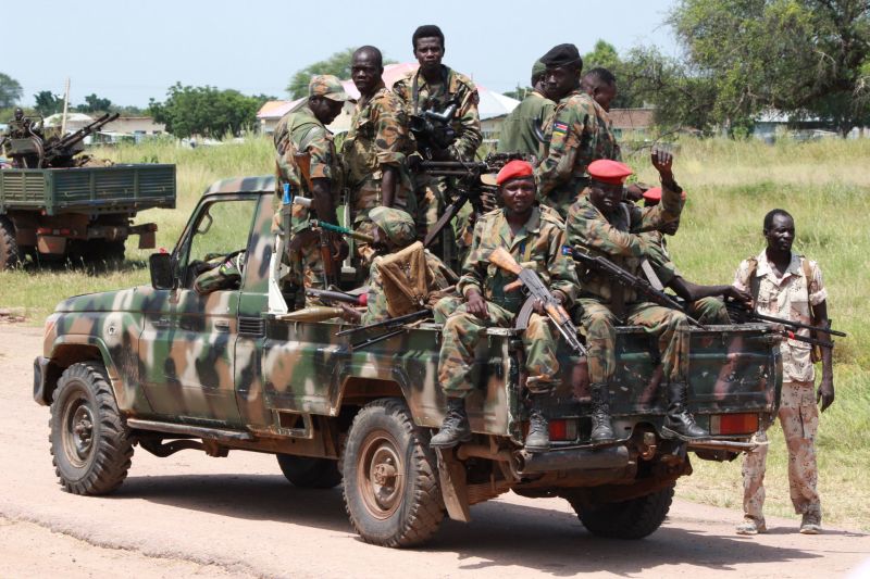 Julius/picture alliance/Sipa USA Government soldiers in South Sudan in October 2016.