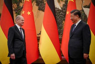 Olaf Scholz, Germany’s chancellor, with Xi Jinping, China’s president, in Beijing in November 2022.  