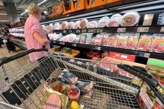 picture-alliance/SvenSimon/Frank Hoermann/Sven Simon Consumer behaviour needs to change, especially in industrialised countries: cold cuts on display in a German supermarket.