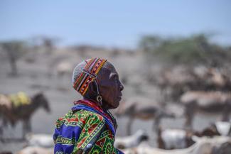 Der Druck der modernen Zeit und wirtschaftliche Belastungen haben  traditionelle Strukturen für die Umsorgung älterer Menschen in Afrika geschwächt.