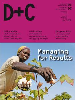 D+C/E+Z 2012/02 Managing for Results