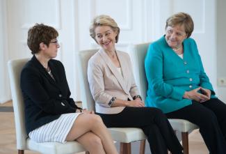 Angela Merkel, Annegret Kramp-Karrenbauer and Ursula von der Leyen.