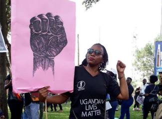 Frauendemonstration in Kampala in Uganda.