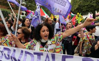 Women demonstrating in Tunis in the context of the World Social Forum.