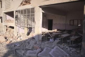 Due to the destruction of schools and the dramatic reduction in the number of teachers, a “lost generation” is growing up in Syria: school east of Idlib, destroyed by a Russian attack in March 2020.