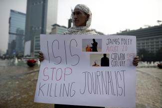 Gedenken in Indonesien im Herbst 2014. Das Morden ging weiter: Ende Januar tötete ISIS den japanischen Journalisten Kenji Goto.