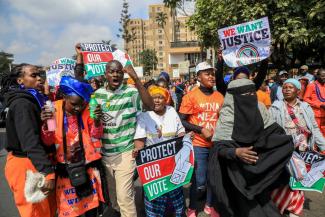 Protesting supporters of Raila Odinga in Nairobi after the presidential elections in August 2022.