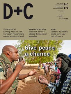 D+C/E+Z 2013/09 Give peace a chance