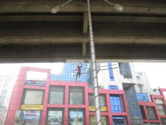 dem Arbeitssicherheit hat auf dem Bau in Indien keine große Bedeutung.