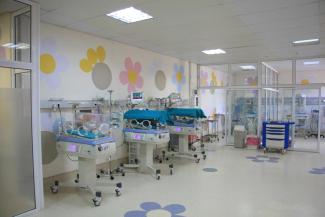Up-to-date technology: the ward for new born babies at the Maputo Private Hospital.