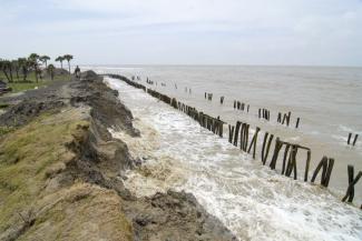 Die Hälfte der indischen Sundarban-Dörfer ist von Erosion und anderen Folgen des Klimawandels bedroht.