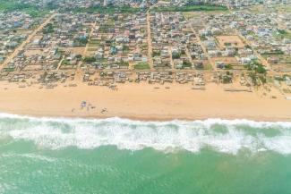 Unprotected shoreline in Cotonou.