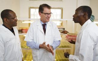 Bundesminister Gerd Müller besucht das Institut für angewandte Agrarforschung und Ausbildung in Katibougou, Mali.