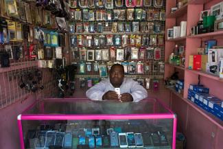 Mobiltelefon-Shop in Sansibar.