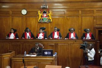 Sayyid Abdul Azim/picture-alliance/AP Photo Kenyan Supreme Court judges.