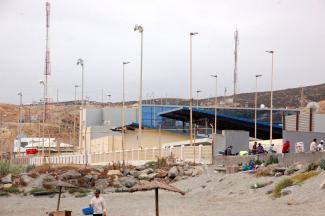 An der Grenzanlage der spanischen Exklave Ceuta im Norden Marokkos versuchen Migranten regelmäßig, den Zaun zu überqueren. Im Frühling 2014 starben hier mehrere Flüchtlinge.