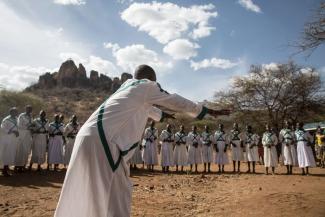 Musik und Gesang spielen in den unabhängigen afrikanischen christlichen Gemeinden, wie hier in Uganda, eine große Rolle.